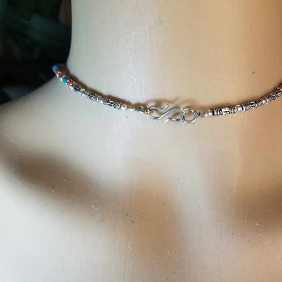 CAPTIVATING TURQUOISE NECKLACE NWOT - Picture 7 of 8